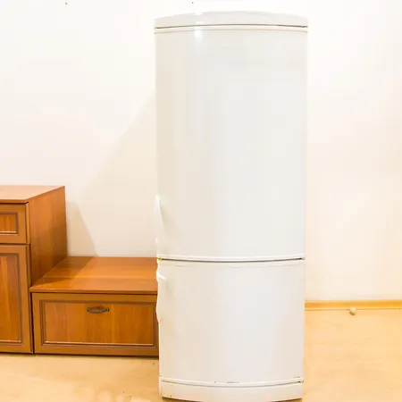 Summer Downtown - Compact Basic Flat - 1st Floor 布尔加斯