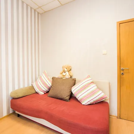 Downtown - 2 Separate - Relax - Up To 6 Guests Max