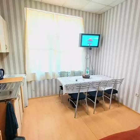 Downtown - 2 Separate - Relax - Up To 6 Guests Max