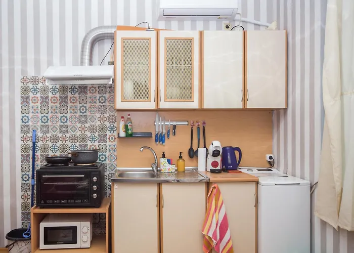 Summer Downtown - Compact Basic Flat - 1st Floor